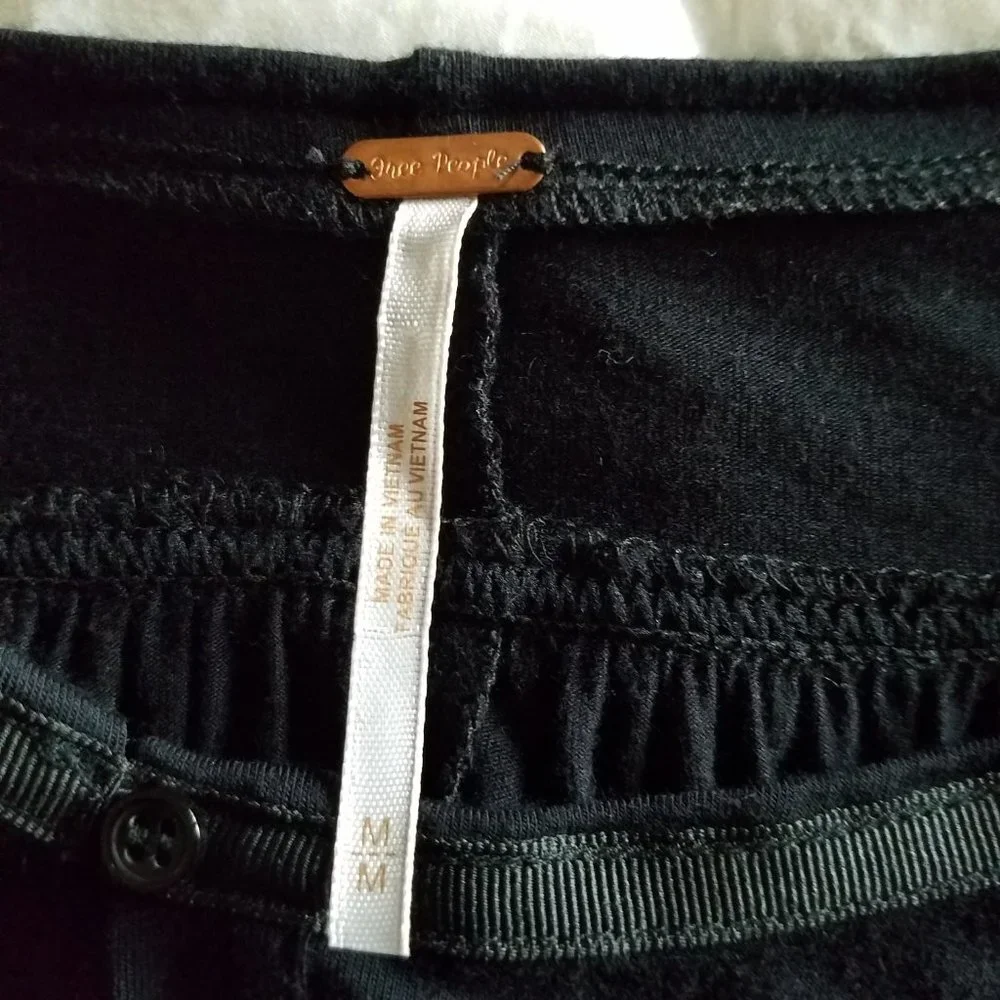 Free People Keepin On Black Twist Front Top Size M Tie Sleeves Peek‎ A Boo